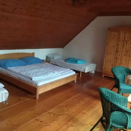 Nyaraló Lugas Vendeghazak Németbarnag