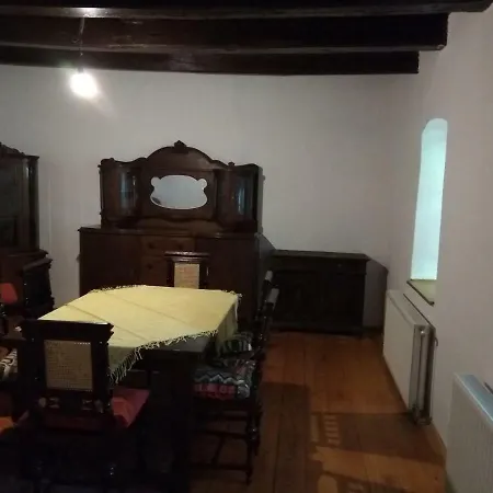 Lugas Vendeghazak *